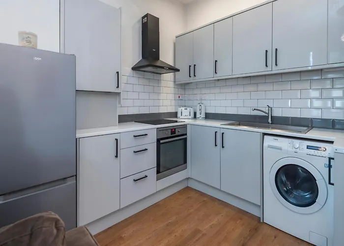 London Cozy Serviced Apartment Selhurst