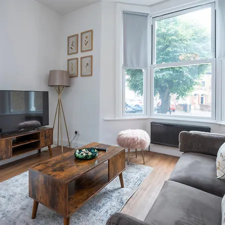 London Cozy Serviced Apartment Selhurst Thornton Heath Exterior photo